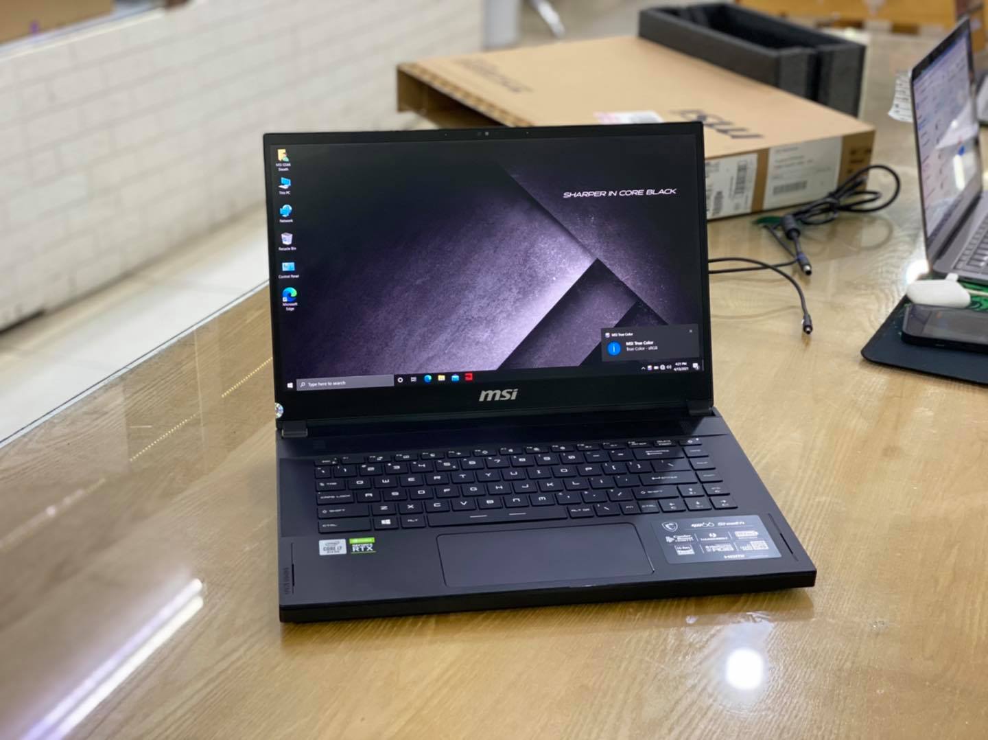 Laptop MSI GS66 Stealth 10SE.jpg